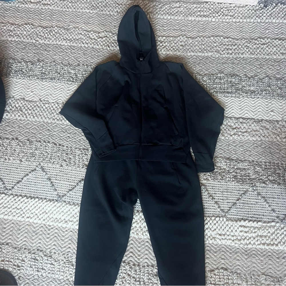 Adidas ZNE Tracksuit Set Women Medium Black Full Zip Hoodie Joggers Athleisure - Picture 2 of 12